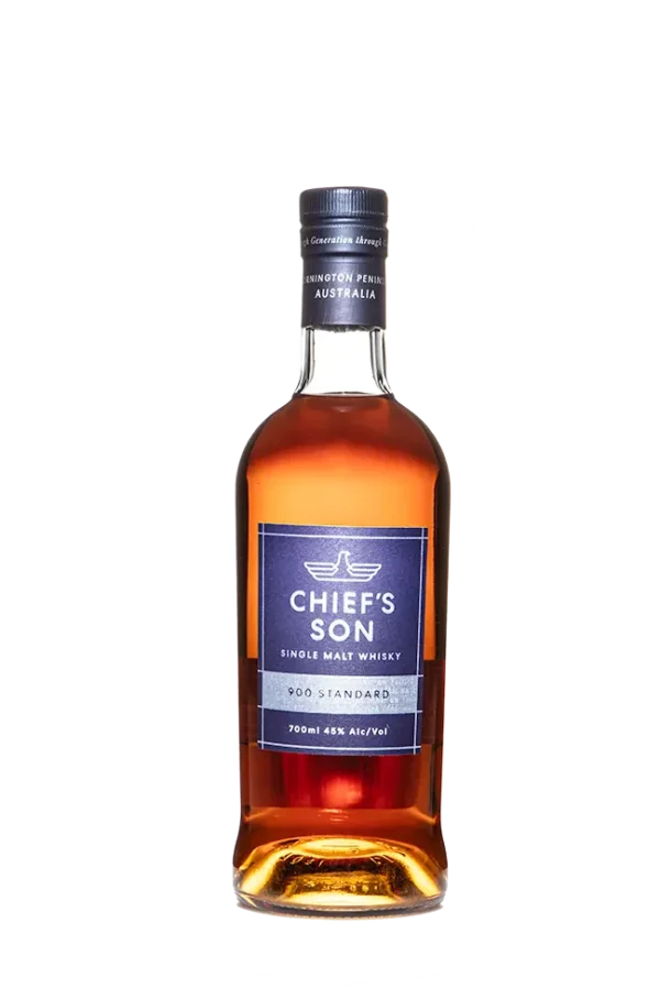 Chiefs Son Distillery 900 standard single malt